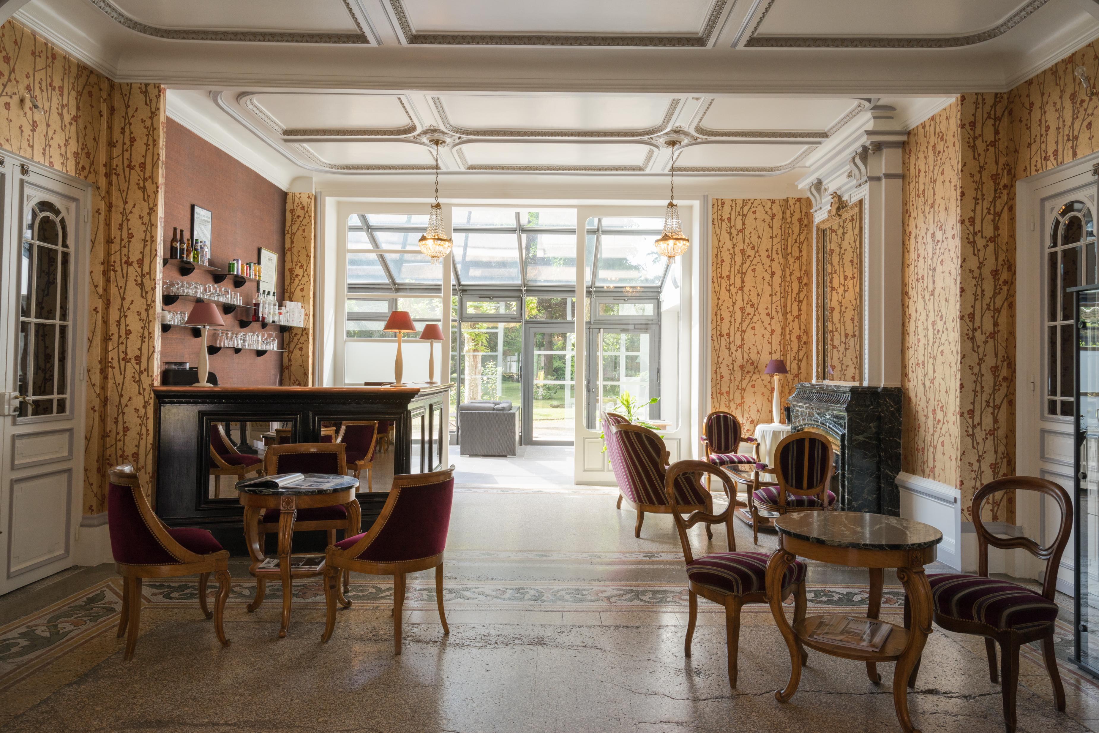 The Originals Boutique, Hotel Terminus, Bourg-En-Bresse Gare Exterior photo